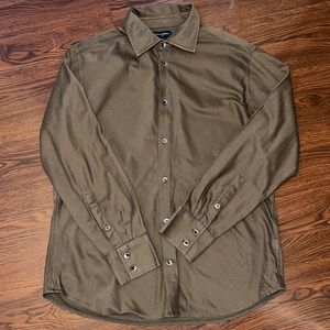 Banana Republic Vintage Brown Button Down Shirt. Size Medium.